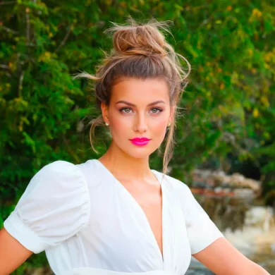 Messy Bun